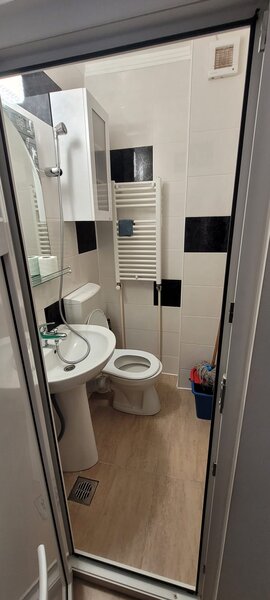 Pantelimon Carrefour, Liceul Lucian Blaga, 2 camere